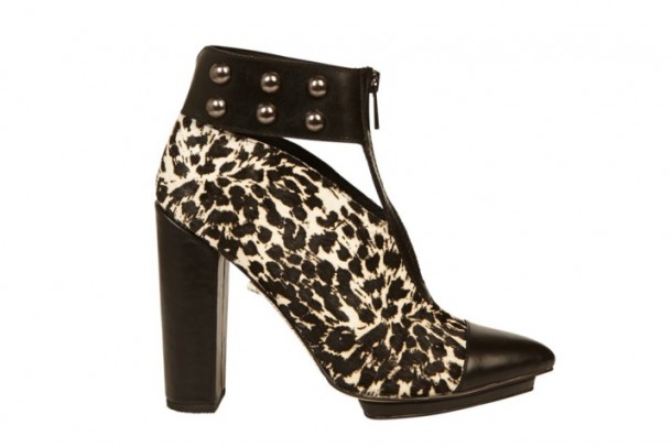 Forever 21 lance sa collection Premium Leather