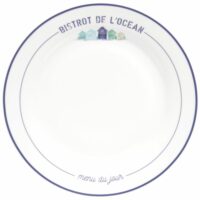 Assiette plate en porcelaine blanche et bleue imprimée Maisons du Monde