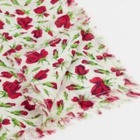 & Other Stories - Foulard à motif roses - Rouge et crème Asos