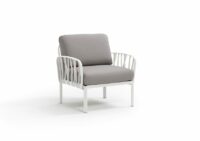Fauteuil rembourré en tissu avec accoudoirs - Nardi