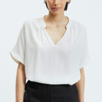 Blouse col V manches courtes - Vila