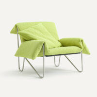 Fauteuil en tissu matelassé et métal acier Nomad - Otto Studio