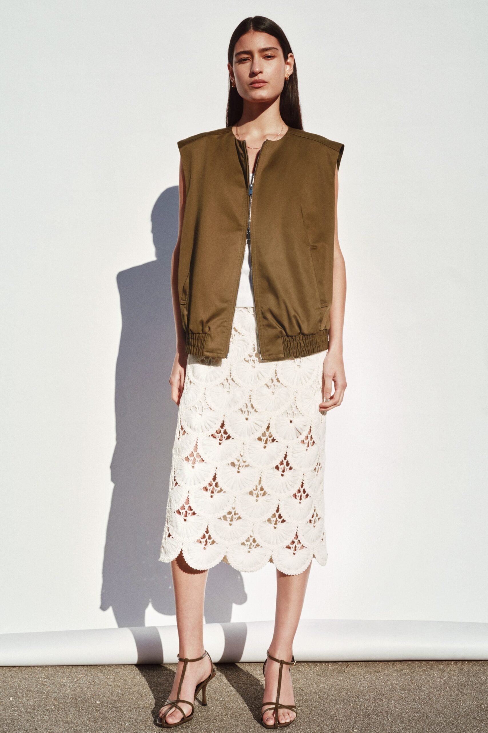 Veste sans manches en twill – Olive doré foncé – H&M