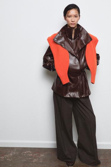 VESTE EN MATIÈRE SYNTHÉTIQUE ZW COLLECTION – Zara
